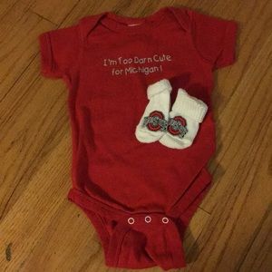 Ohio state onesie & socks